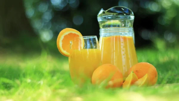 Apakah Aman Minum Jus Jeruk Setiap Hari?