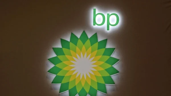BP Pertimbangkan Keluar dari Energi Hijau?