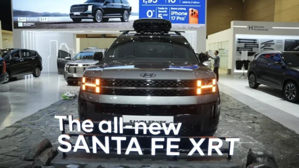 Hyundai SANTA FE XRT Mobil Mewah dan Tangguh