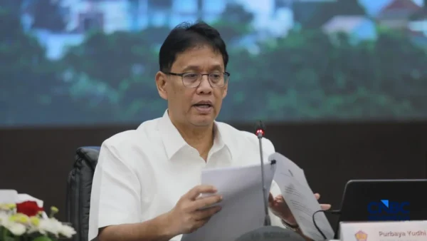 Harga Minyak Melonjak, BBM Subsidi Belum Naik