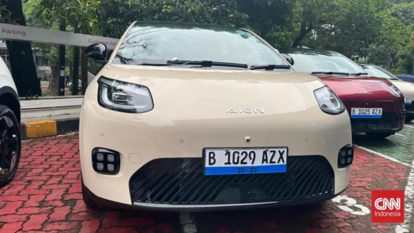 Pemerintah Wajibkan Mobil Dinas Pakai Listrik