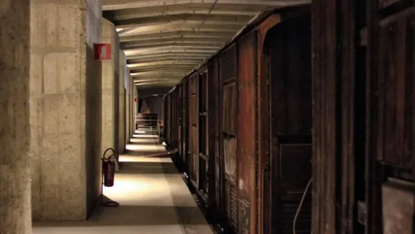 Misteri Stasiun Megah Italia dan Kamp NAZI